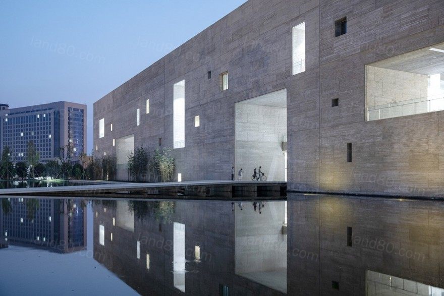 009-shou-county-culture-and-art-center-china-by-studio-zhu-pei-960x640.jpg